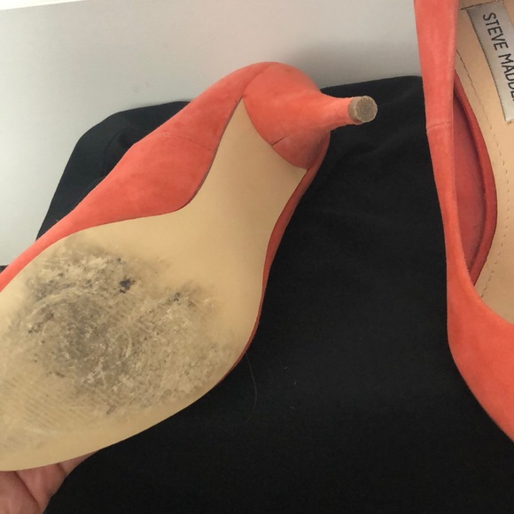 Steve Madden Orange suede pumps - Picture 2 of 3